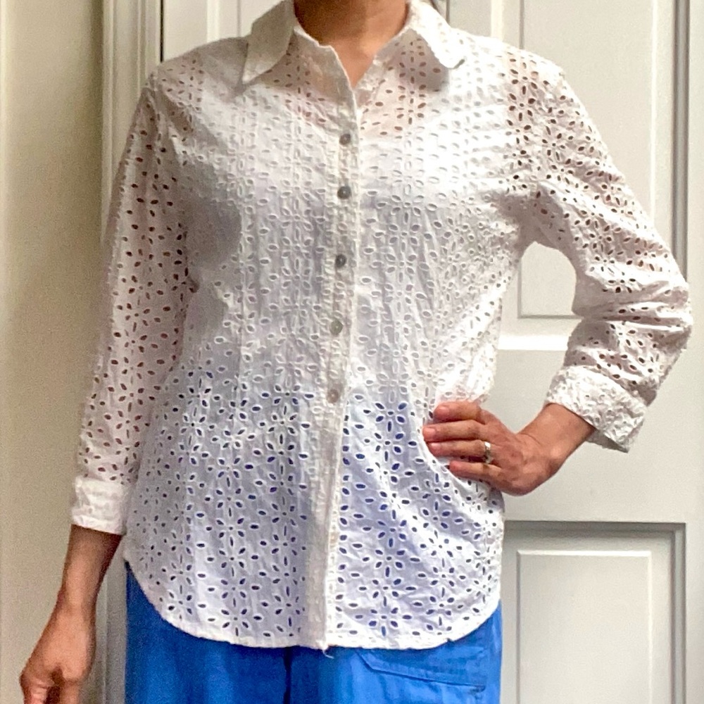 CHICO White Eyelet Button-Up Shirt 3/4 sleeve size S